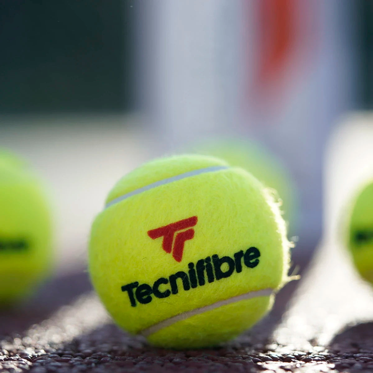 Doos van 36 Tubes van 4 Tecnifibre X-One Ballen