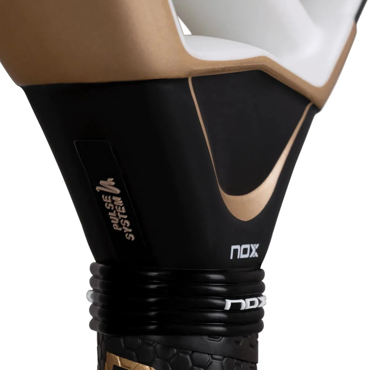 Padelracket Test Nox AT10 Genius 18K Alum By Agustin Tapia
