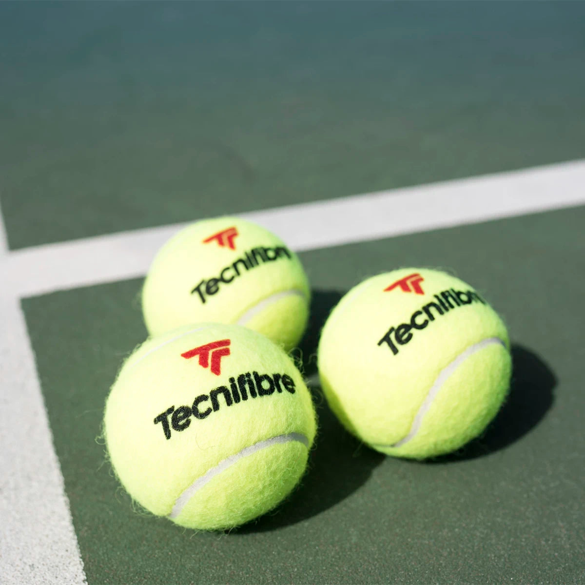 Doos van 36 Tubes van 4 Tecnifibre X-One Ballen