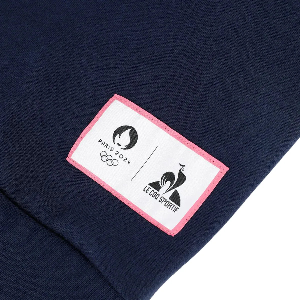 Sweater Le Coq Sportif Paris 2024 Grafisch