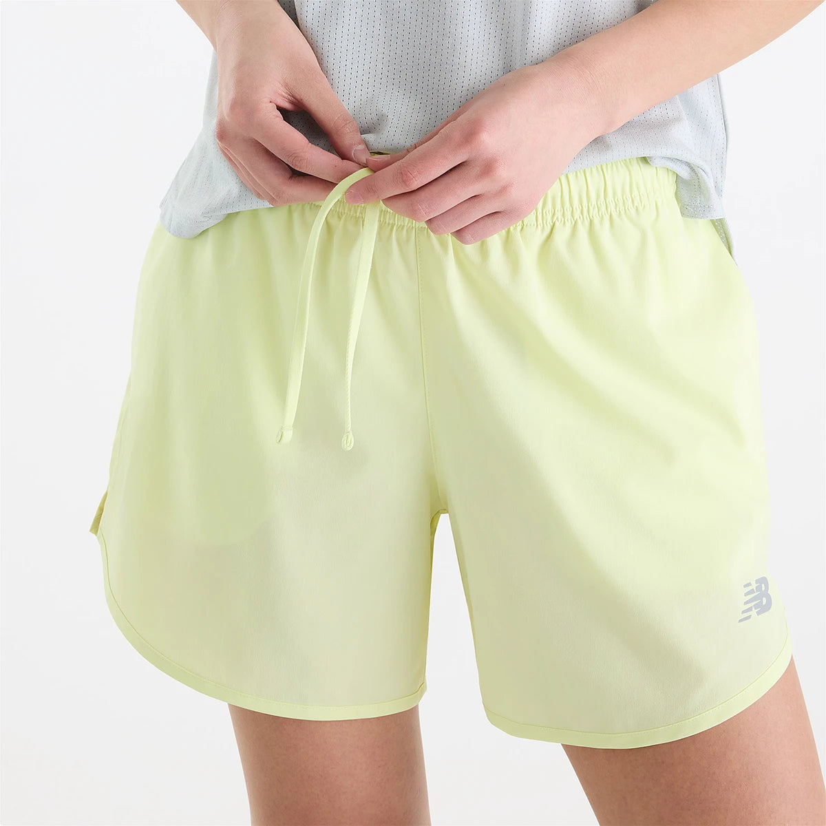 Short New Balance Dames Sport Essentials 5In