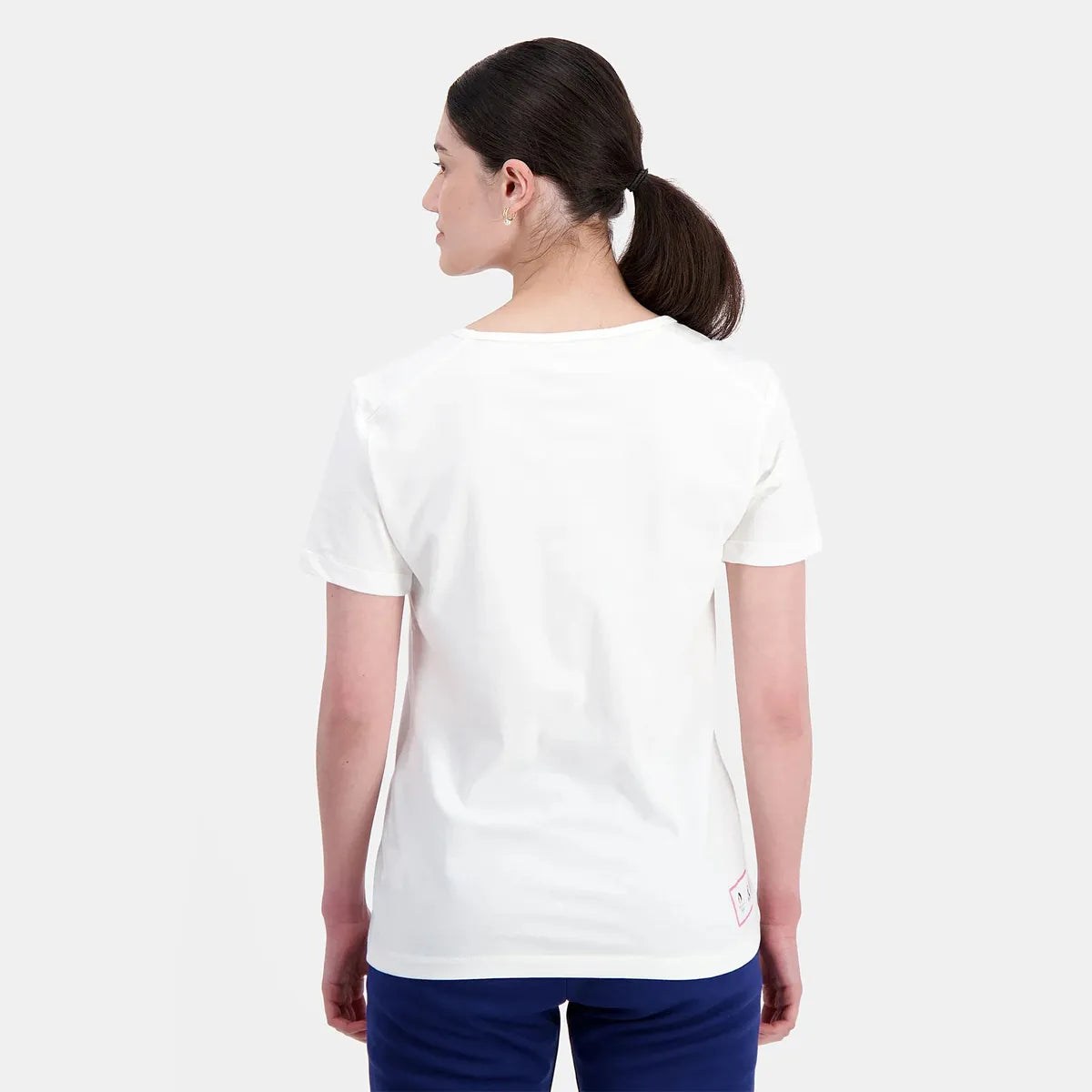 T-Shirt Le Coq Sportif V-hals Paris 2024 Essentieel