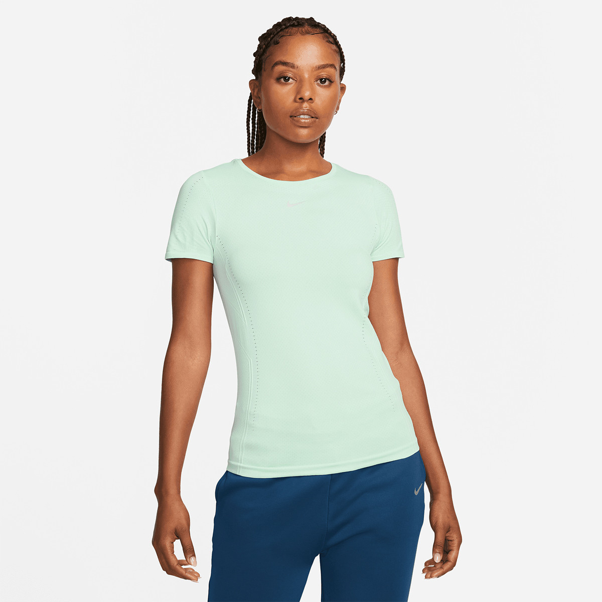 NIKE DRI FIT ADV AURA T SHIRT DAMES NIKE Dames Kleding