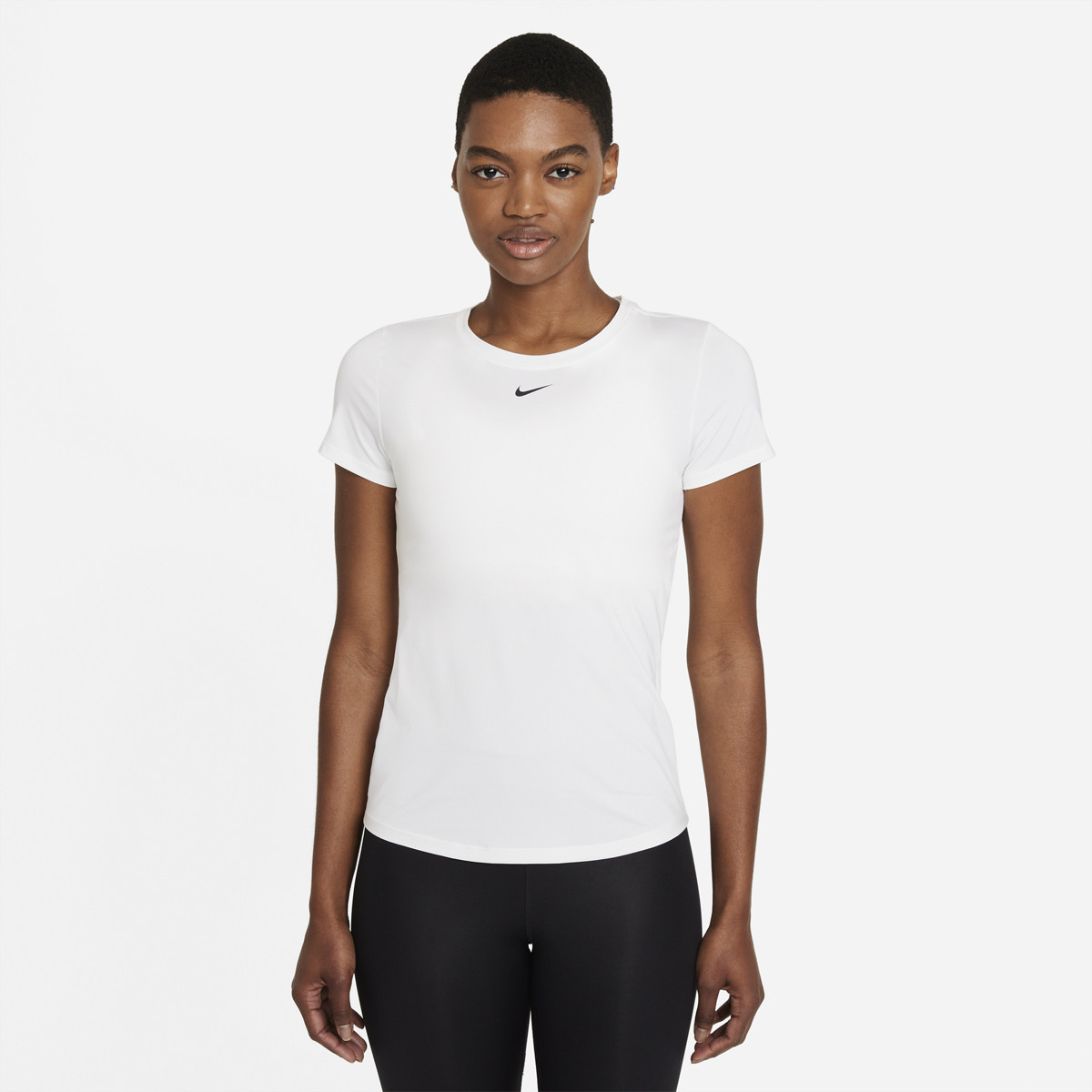 Witte nike 2025 shirt dames