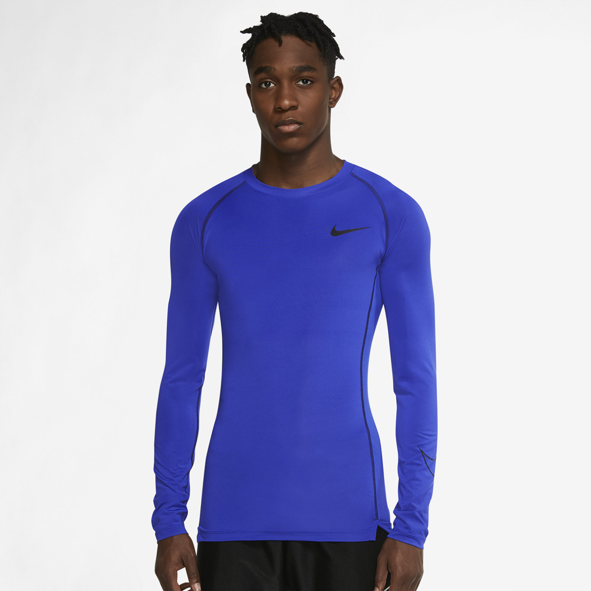 TIGHT T-SHIRT MET LANGE MOUWEN - NIKE Heren - Kleding | Tennispro