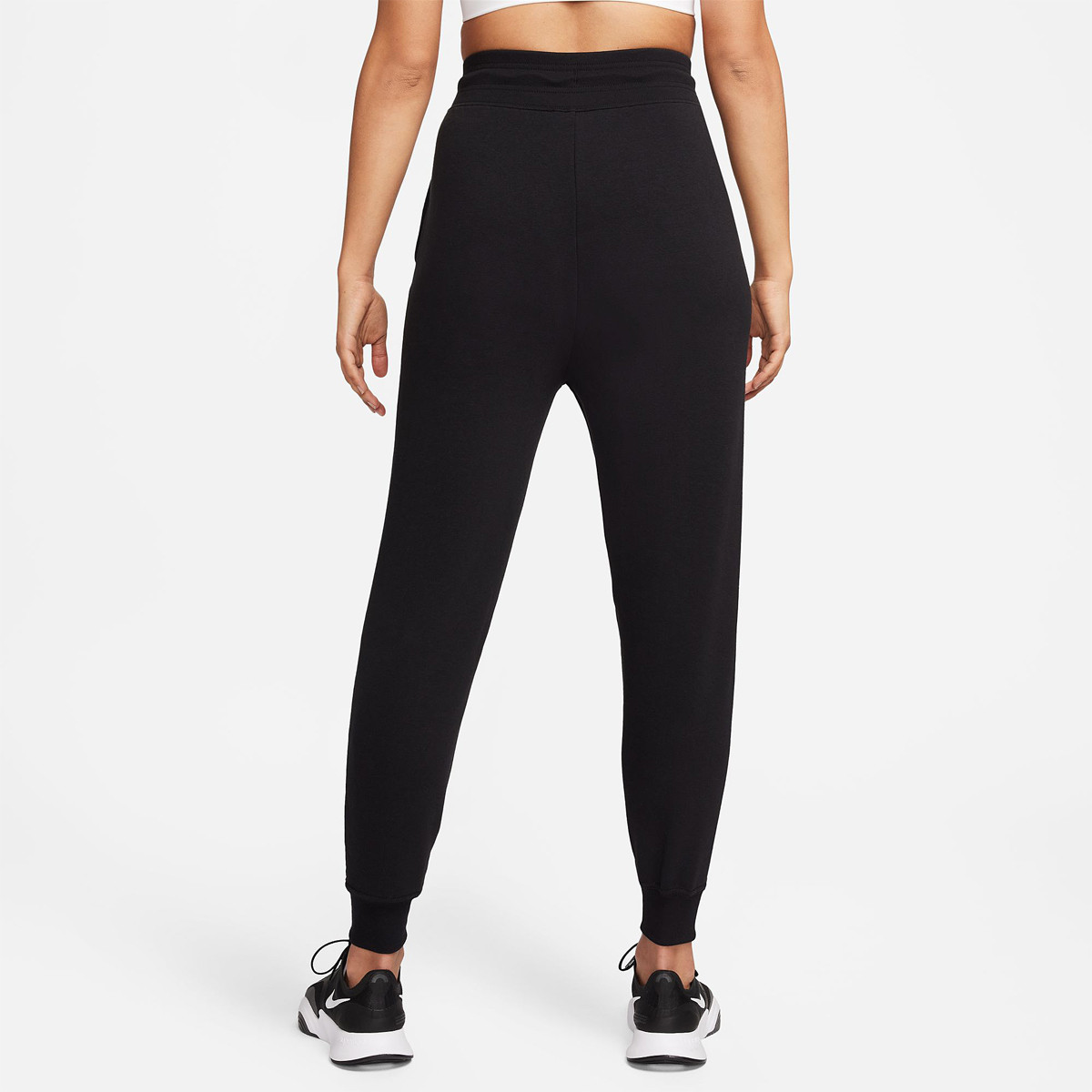 Ladies nike slim fit joggers deals