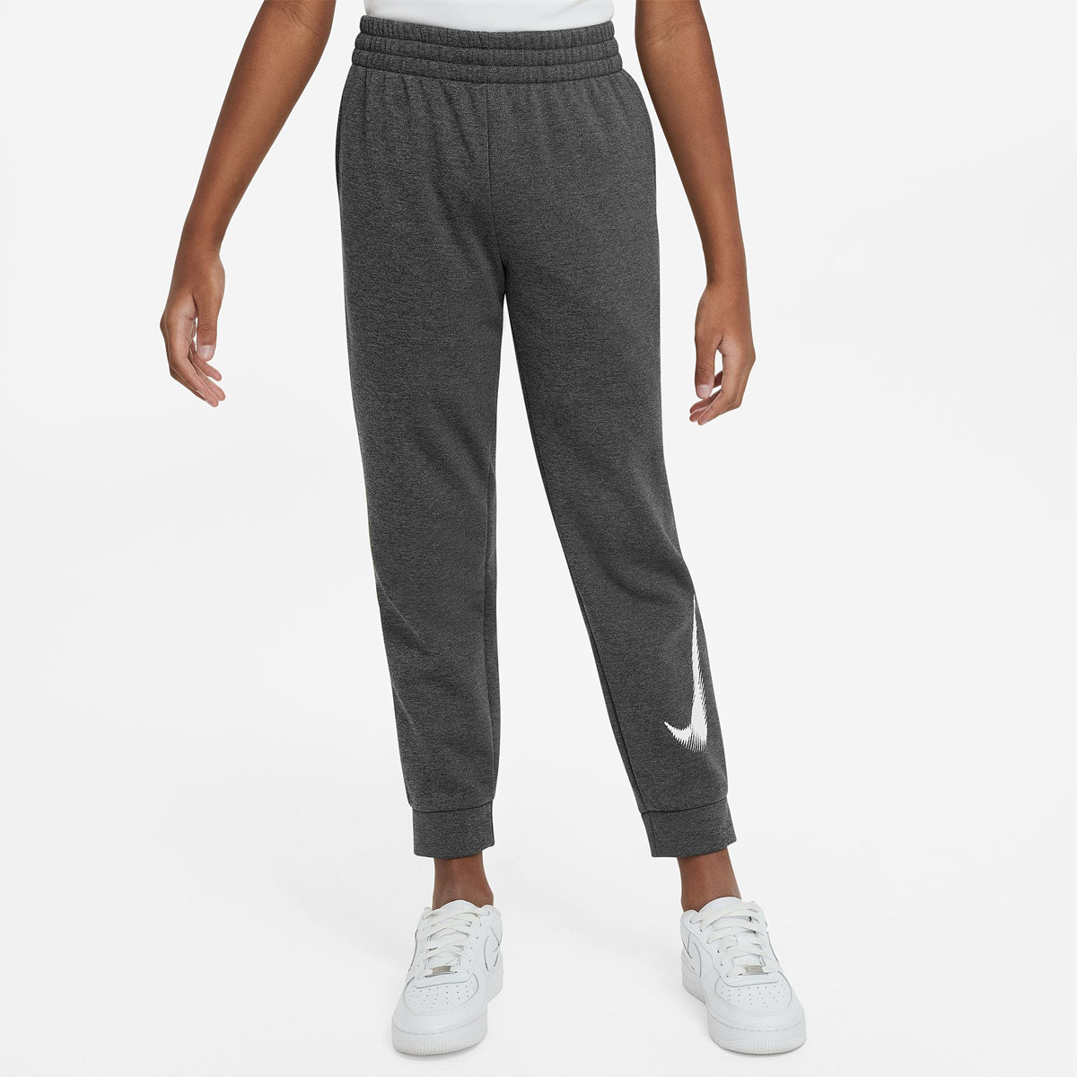 NIKE JUNIOR MULTI THERMA FLEECE BROEK NIKE Junior Kleding Tennispro