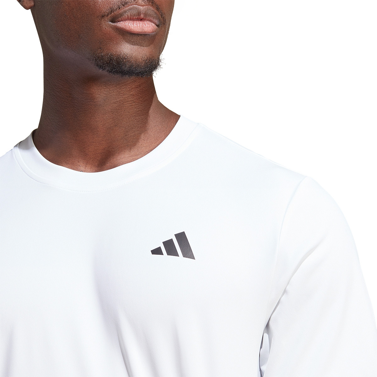 Adidas runners sales club t shirt